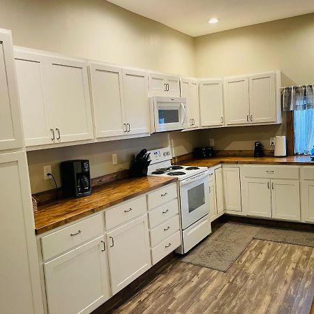 Modern Farmhouse 3 Bed, 2 Bath Apartment, Sleeps 7, Lots Of Space, Steps To Downtown, Honeywell & Eagles Theater Wabash Εξωτερικό φωτογραφία